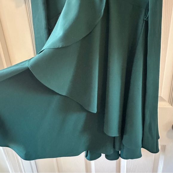 Bonkwa Tiered Ruffle Hem Tie Waist Wrap V Neck Flutter Sleeve Dress Dark Green - Picture 9 of 10